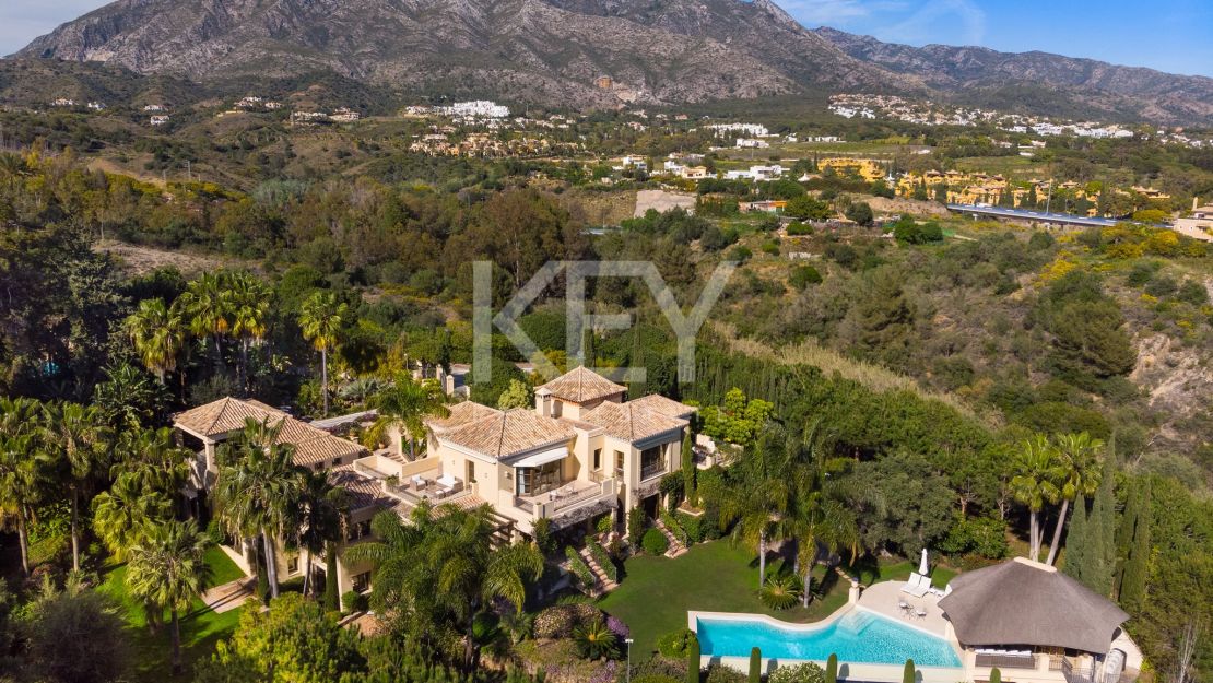 Villa Contemporánea de Lujo para alquiler vacacional en Las Lomas de Marbella Club
