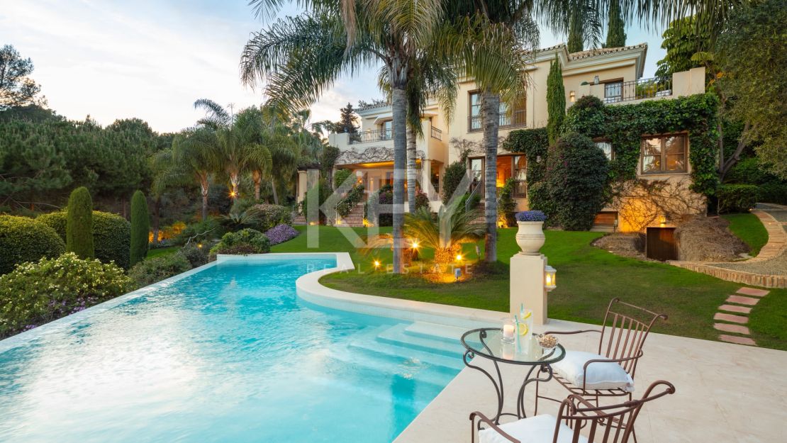 Villa Contemporánea de Lujo para alquiler vacacional en Las Lomas de Marbella Club