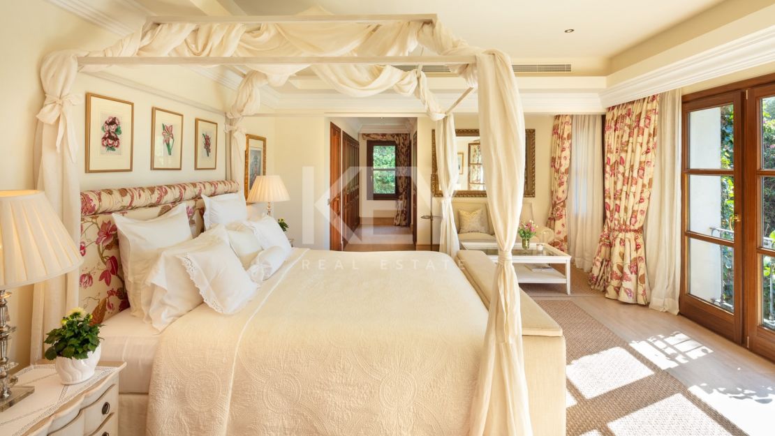 Villa Contemporánea de Lujo para alquiler vacacional en Las Lomas de Marbella Club