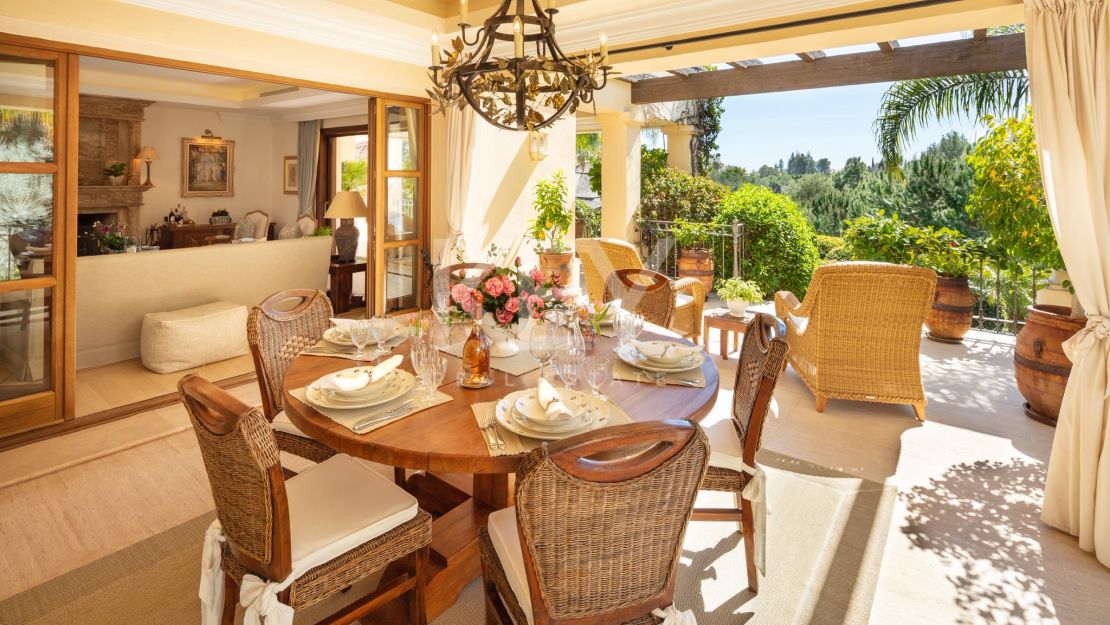 Villa Contemporánea de Lujo para alquiler vacacional en Las Lomas de Marbella Club