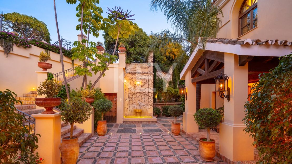 Villa Contemporánea de Lujo para alquiler vacacional en Las Lomas de Marbella Club