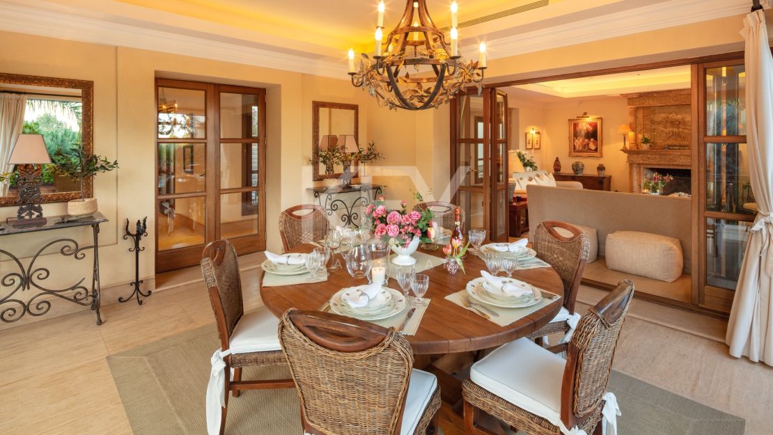 Villa Contemporánea de Lujo para alquiler vacacional en Las Lomas de Marbella Club