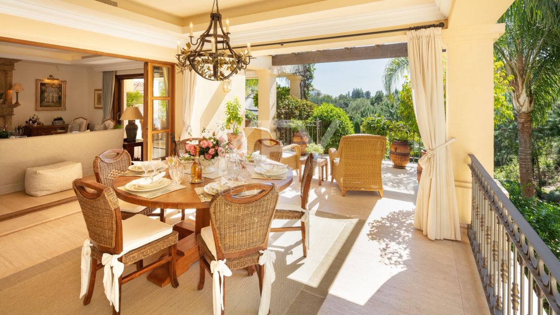 Villa Contemporánea de Lujo para alquiler vacacional en Las Lomas de Marbella Club