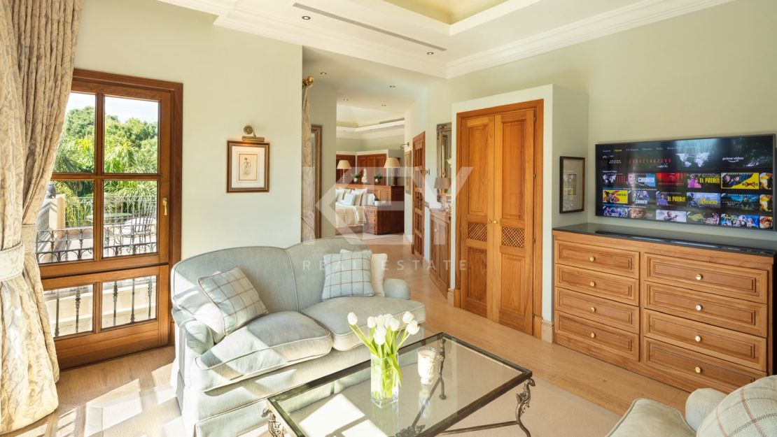 Villa Contemporánea de Lujo para alquiler vacacional en Las Lomas de Marbella Club
