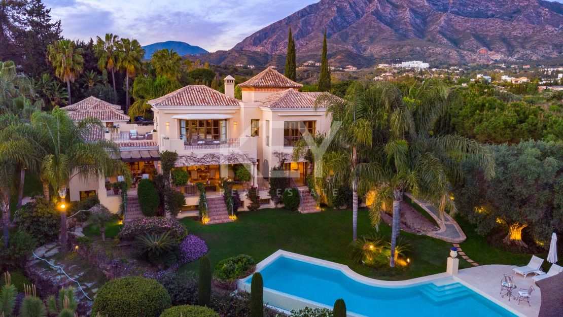Villa Contemporánea de Lujo para alquiler vacacional en Las Lomas de Marbella Club