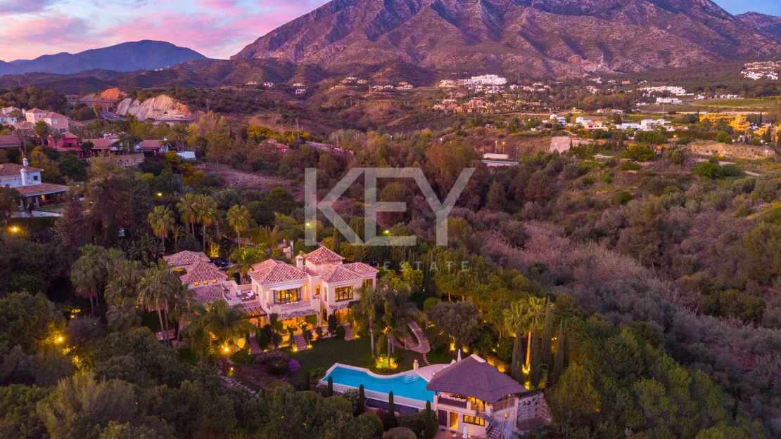Villa Contemporánea de Lujo para alquiler vacacional en Las Lomas de Marbella Club