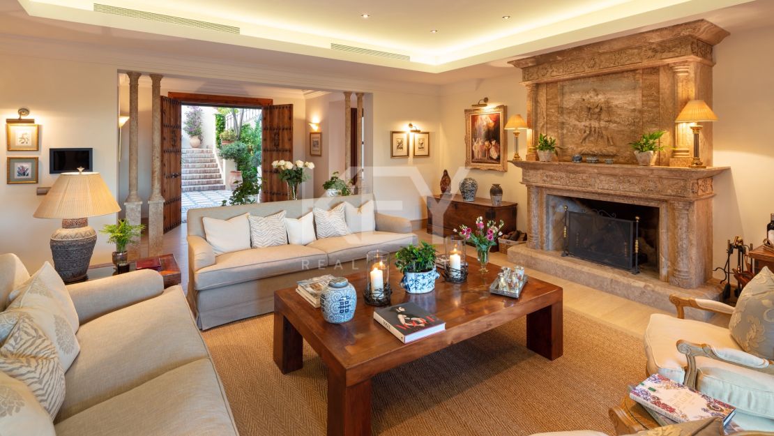Villa Contemporánea de Lujo para alquiler vacacional en Las Lomas de Marbella Club