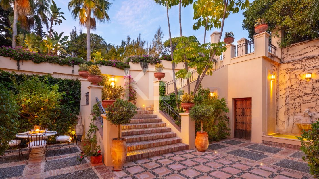 Villa Contemporánea de Lujo para alquiler vacacional en Las Lomas de Marbella Club