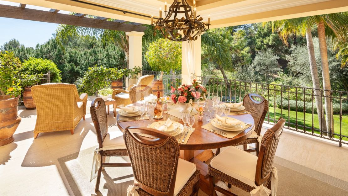Villa Contemporánea de Lujo para alquiler vacacional en Las Lomas de Marbella Club