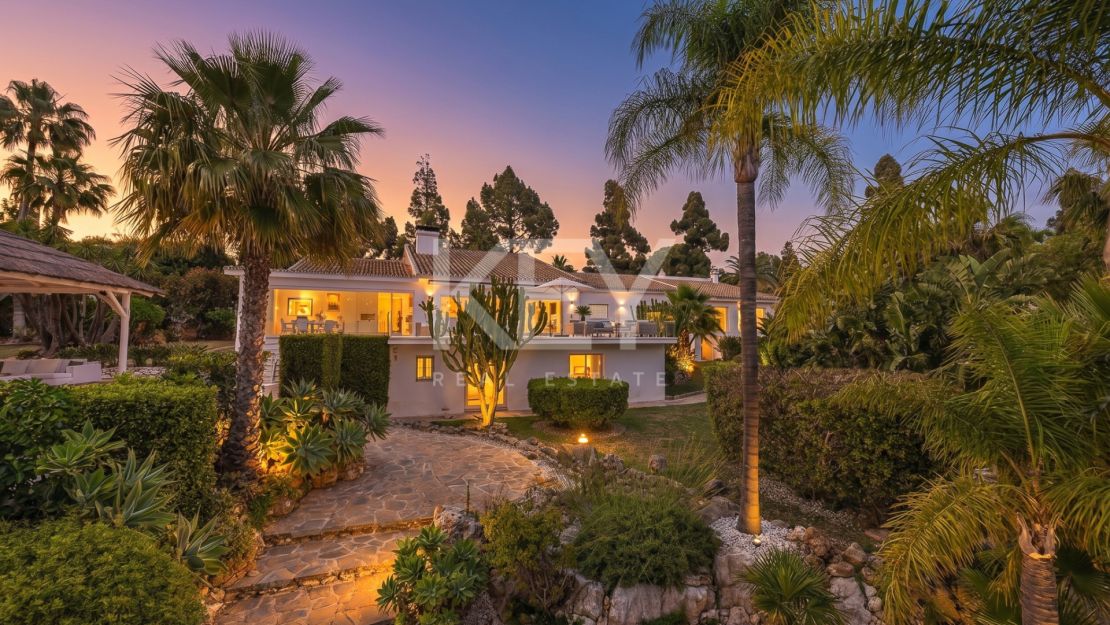 Luxury Mediterranean villa with sea views in Marbella East