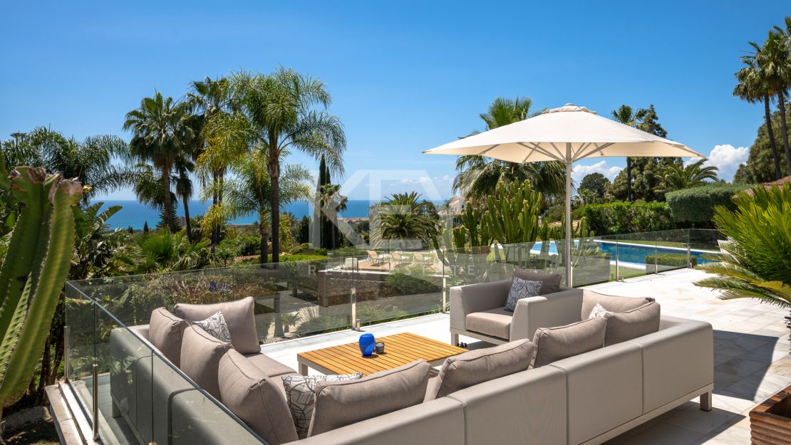 Luxury Mediterranean villa with sea views in Marbella East
