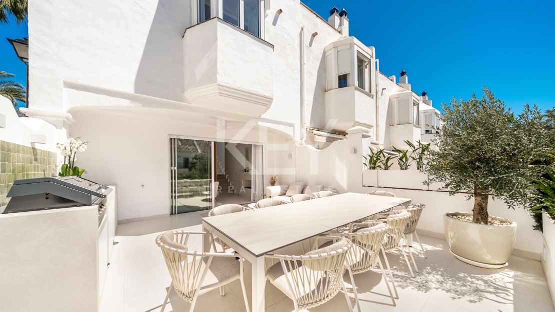 Luxury 5-bedroom Townhouse in Marbella Golden Mile