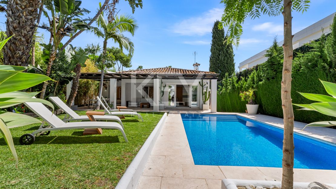 Villa De Lujo Para Vacaciones En Guadalmina Alta, Cerca De Puerto Banús