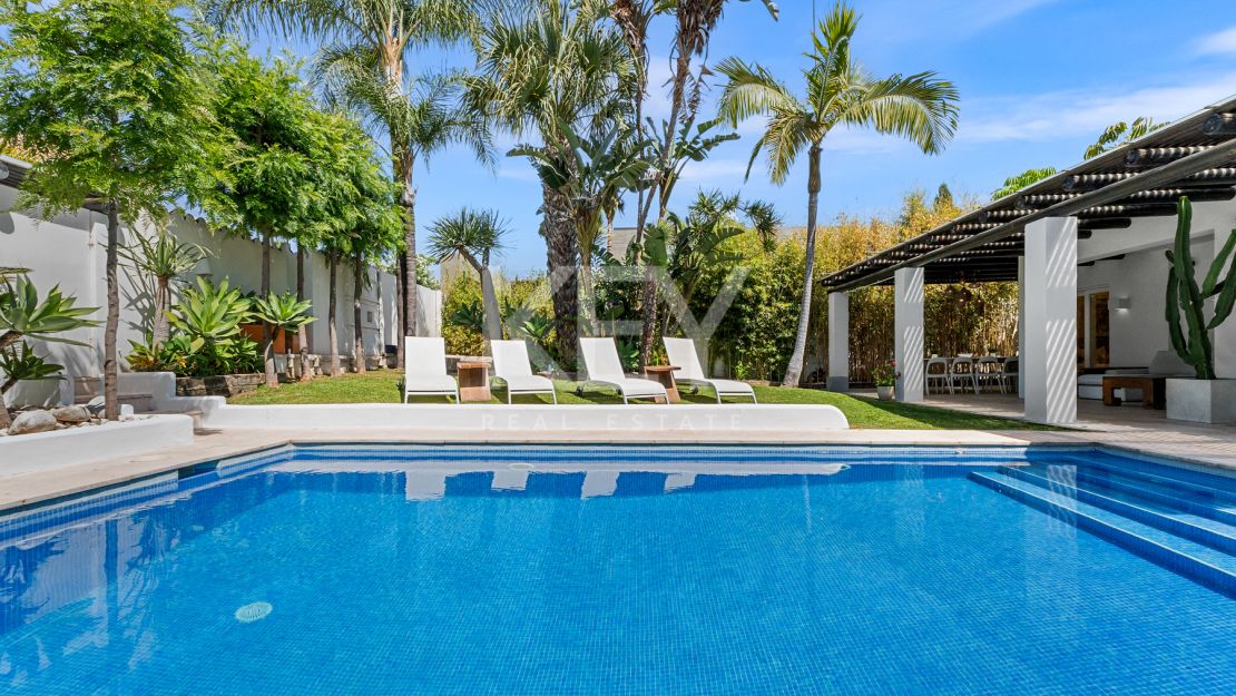 Villa De Lujo Para Vacaciones En Guadalmina Alta, Cerca De Puerto Banús