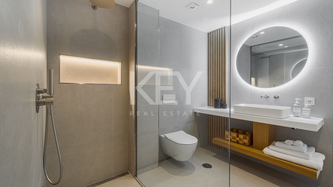 Duplex penthouse with panoramic sea views near Cancelada, New Golden Mile