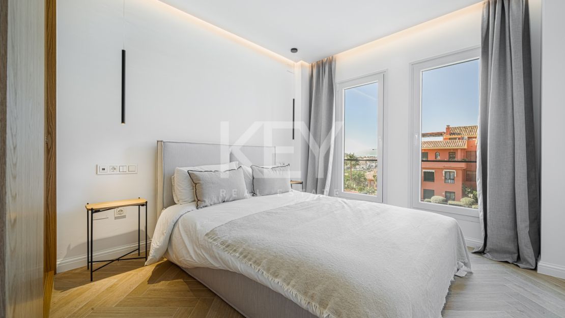 Duplex penthouse with panoramic sea views near Cancelada, New Golden Mile
