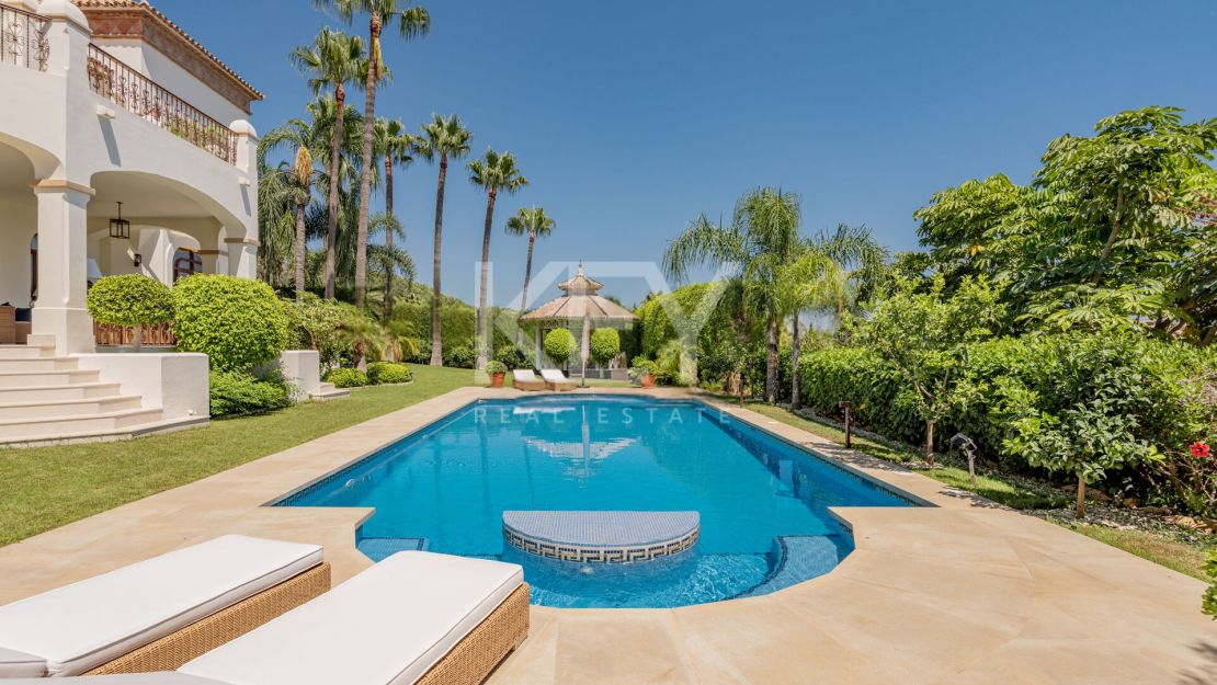 Luxury Villa with Panoramic Sea Views, Private Pool and Secure Gated living  in Marbella Golden Mile