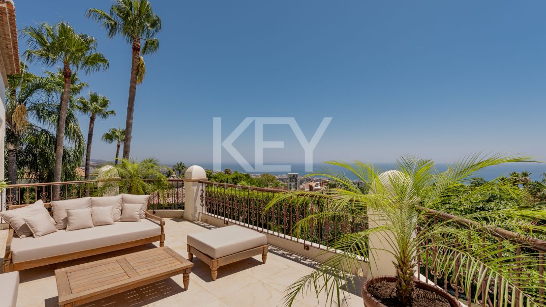 Luxury Villa with Panoramic Sea Views, Private Pool and Secure Gated living  in Marbella Golden Mile
