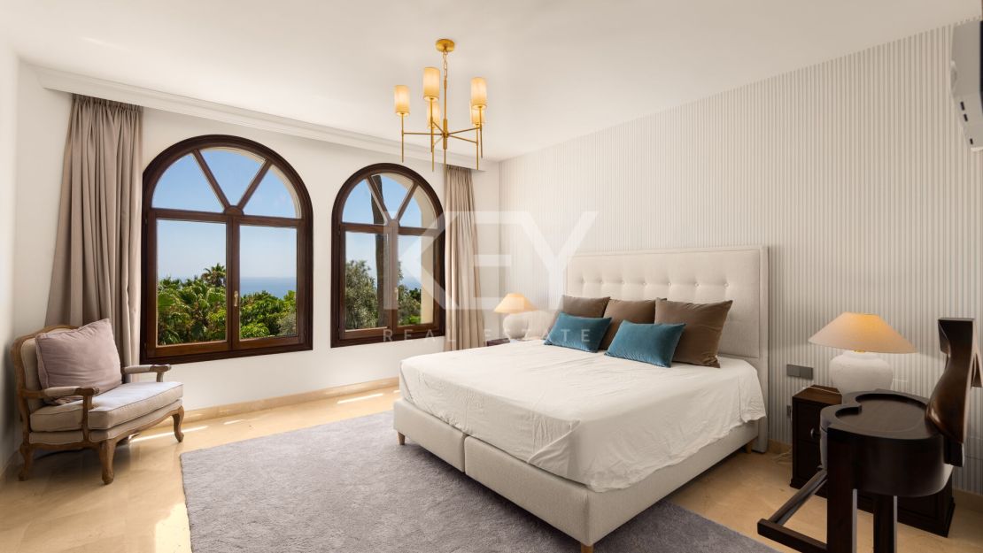 Luxury Villa with Panoramic Sea Views, Private Pool and Secure Gated living  in Marbella Golden Mile
