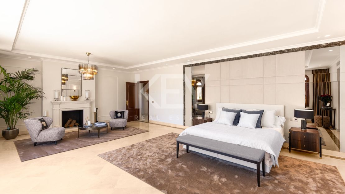 Luxury Villa with Panoramic Sea Views, Private Pool and Secure Gated living  in Marbella Golden Mile