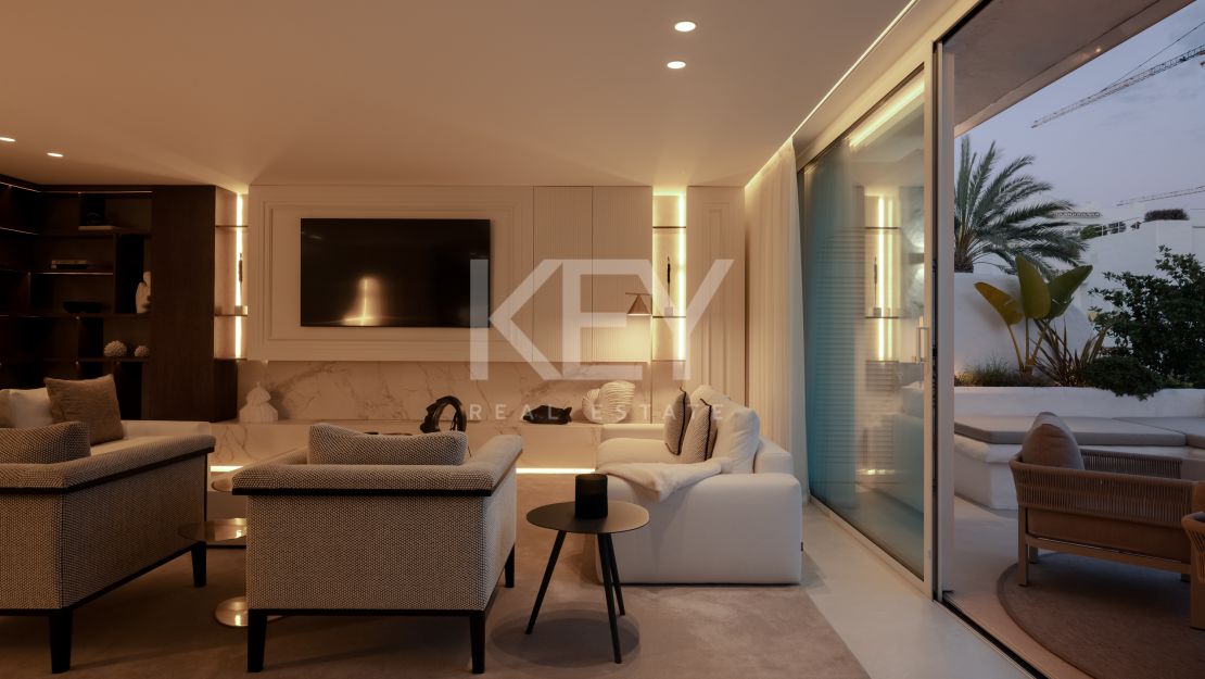 Frontline beach duplex penthouse on Marbella’s Golden Mile