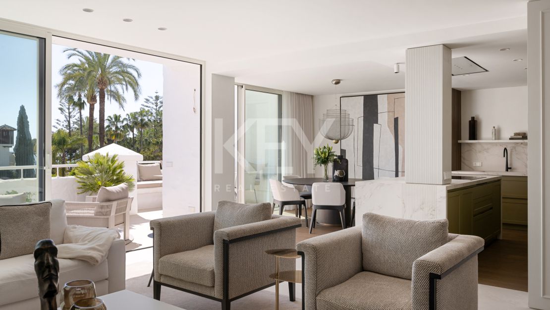 Frontline beach duplex penthouse on Marbella’s Golden Mile