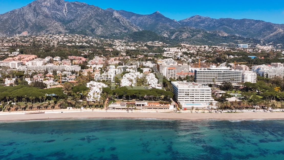 Frontline beach duplex penthouse on Marbella’s Golden Mile