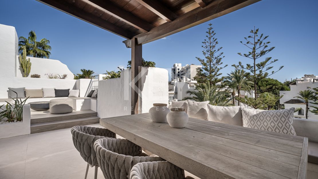 Frontline beach duplex penthouse on Marbella’s Golden Mile