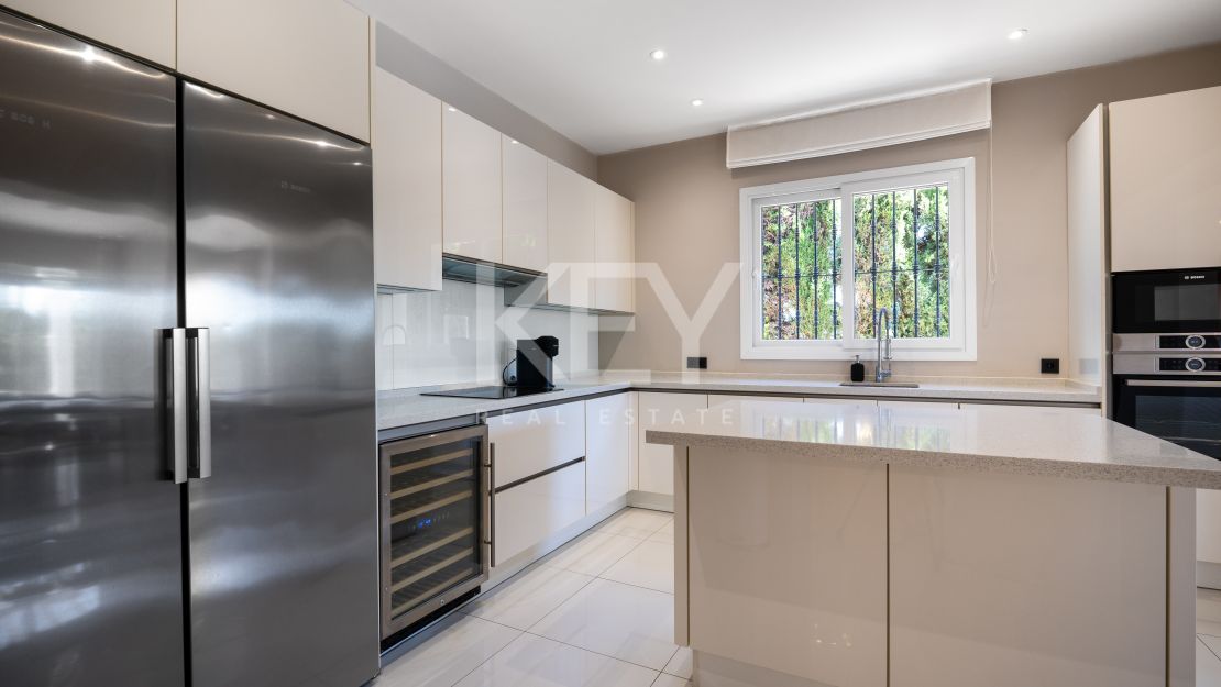 Luxury Villa for sale in Nueva Andalucía, Marbella’s Golf Valley