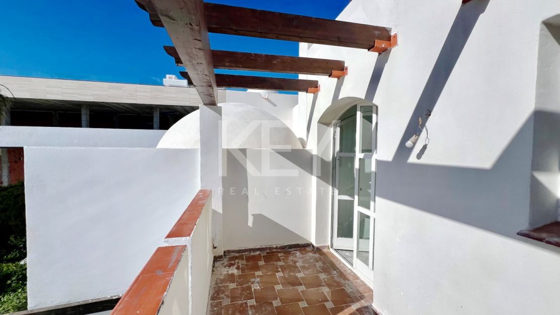 Luxury villa renovation opportunity near Puerto Banús, Marbella