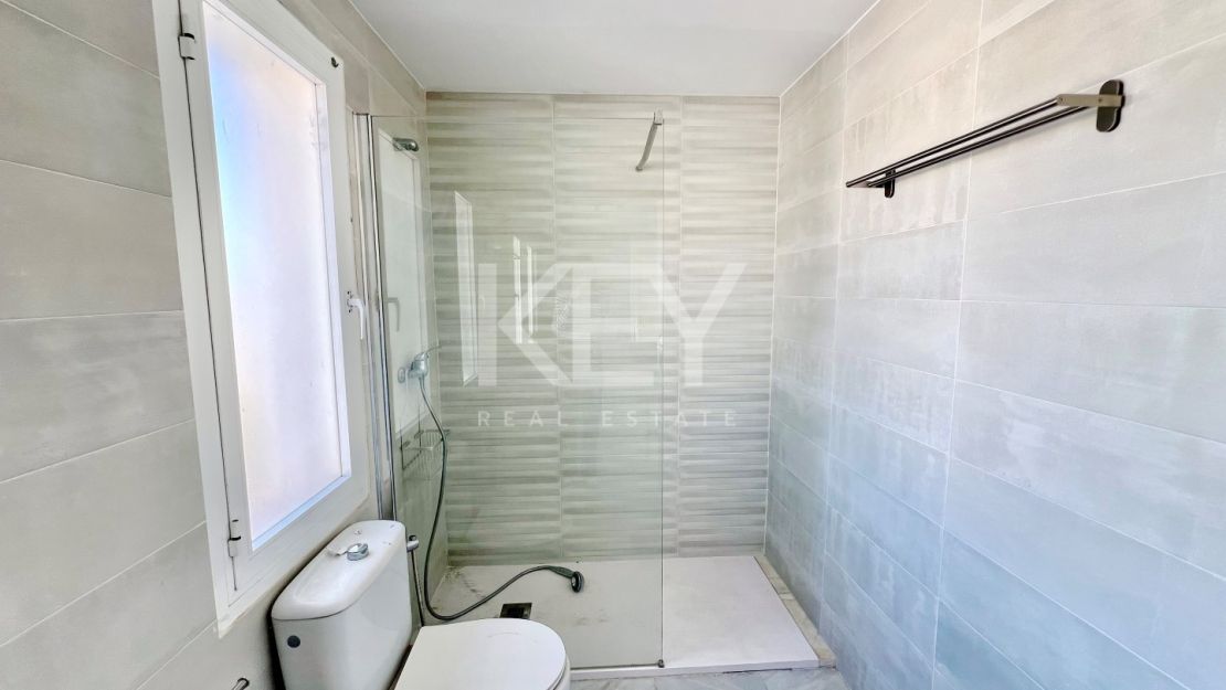 Luxury villa renovation opportunity near Puerto Banús, Marbella