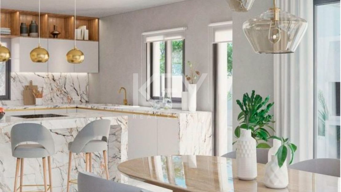 Luxury villa renovation opportunity near Puerto Banús, Marbella