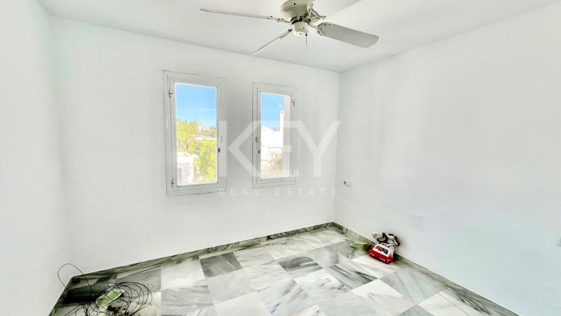 Luxury villa renovation opportunity near Puerto Banús, Marbella
