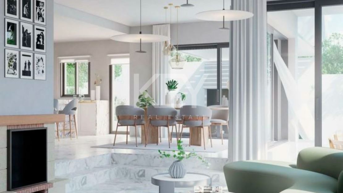 Luxury villa renovation opportunity near Puerto Banús, Marbella