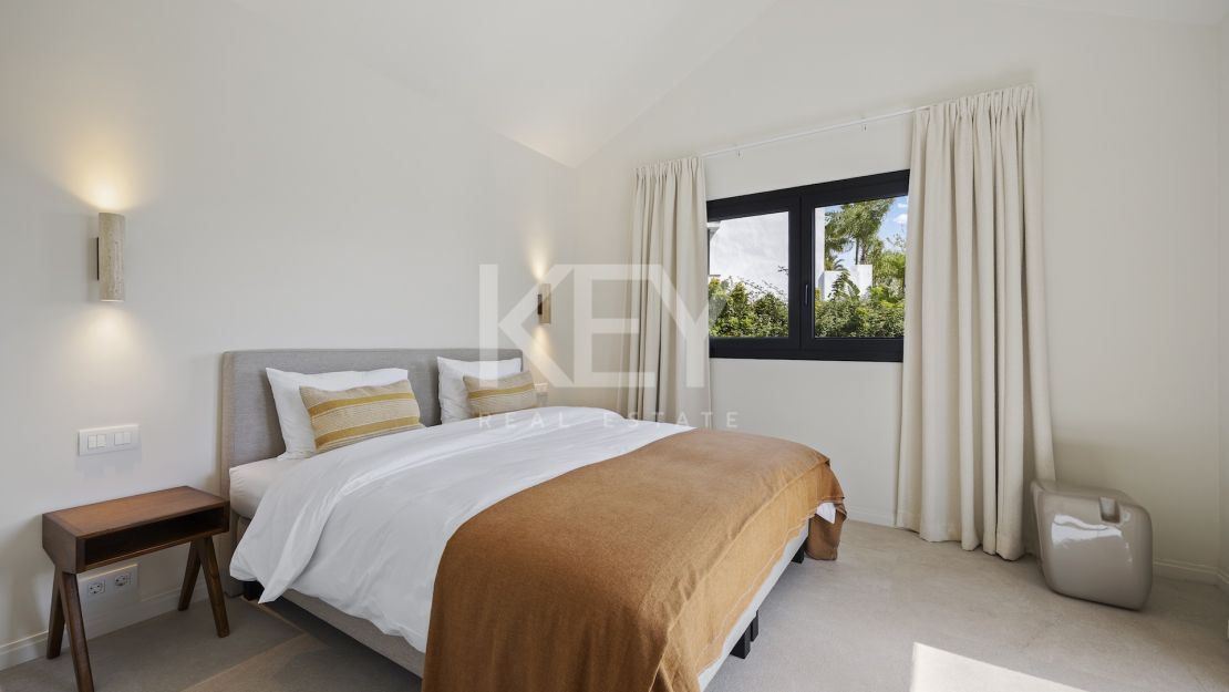 New-build Villa with a Contemporary Design in the Exclusive La Alqueria area, Benahavis