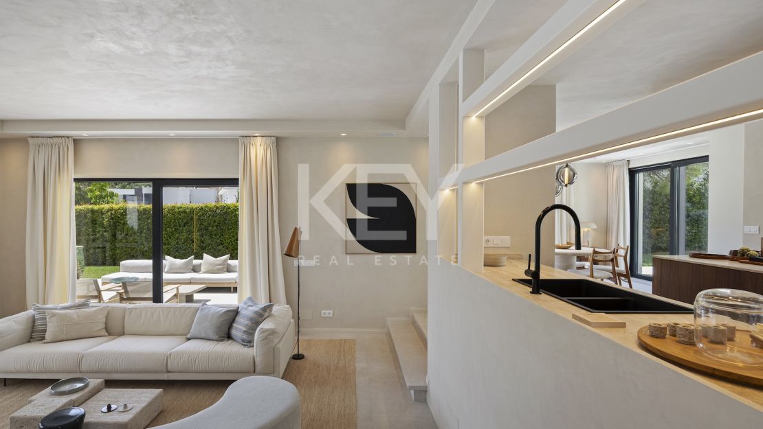 New-build Villa with a Contemporary Design in the Exclusive La Alqueria area, Benahavis