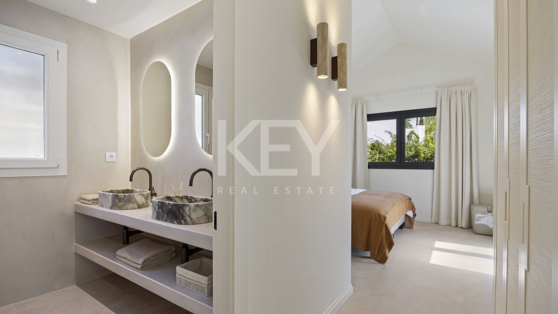 New-build Villa with a Contemporary Design in the Exclusive La Alqueria area, Benahavis