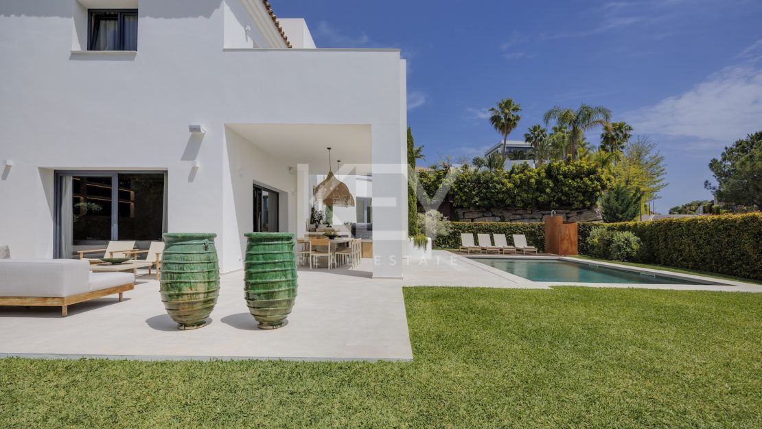 New-build Villa with a Contemporary Design in the Exclusive La Alqueria area, Benahavis