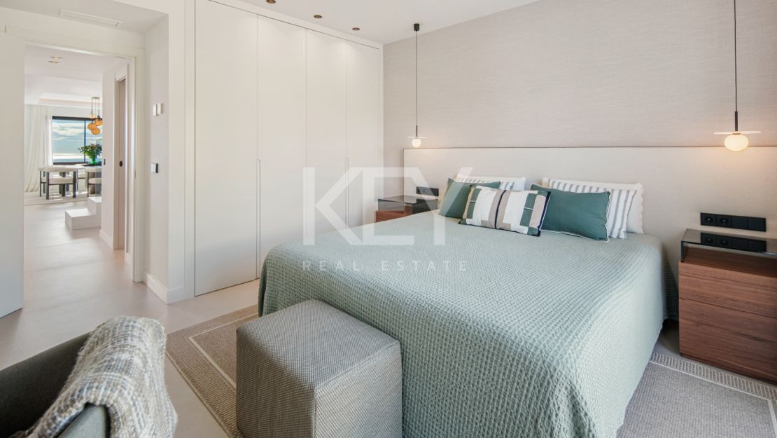 Stunning Duplex penthouse with Private Pool in Benahavis, Marbella