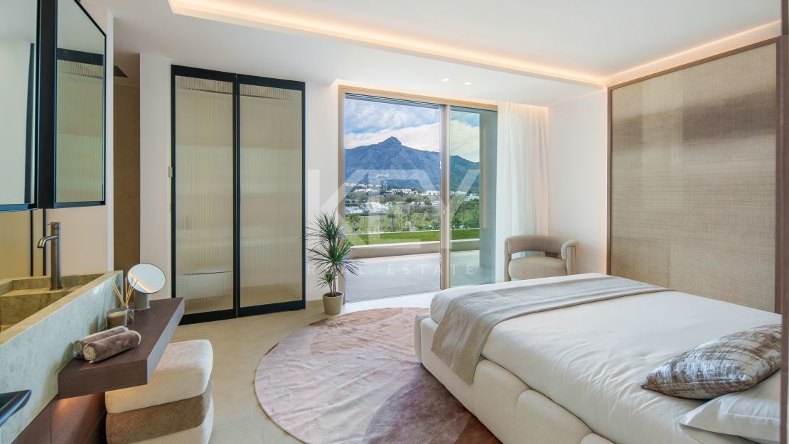 Spacious Villa with lots of Light and La Concha View in Marbella