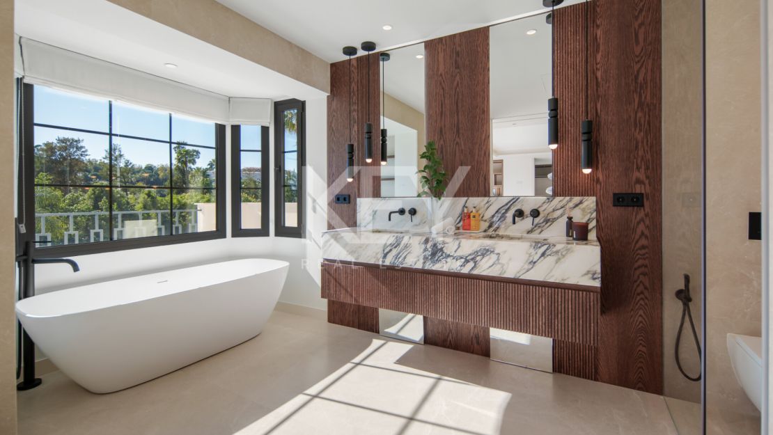 Private Luxury Villa in Nueva Andalucía, Marbella