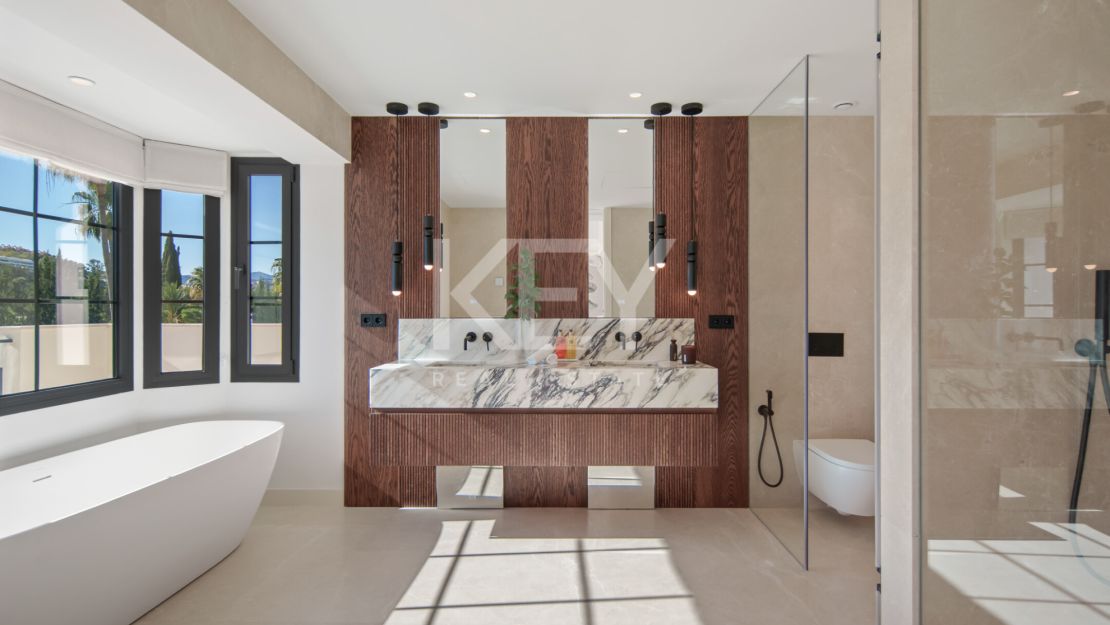 Private Luxury Villa in Nueva Andalucía, Marbella