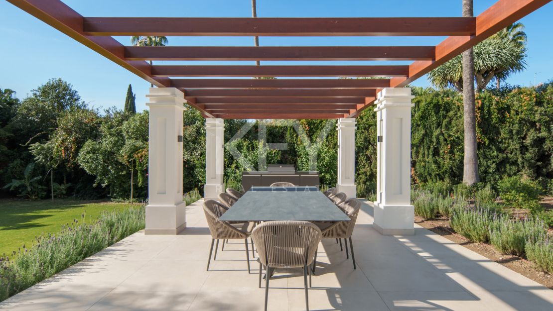Private Luxury Villa in Nueva Andalucía, Marbella