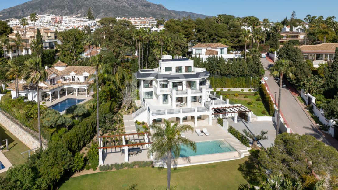 Private Luxury Villa in Nueva Andalucía, Marbella