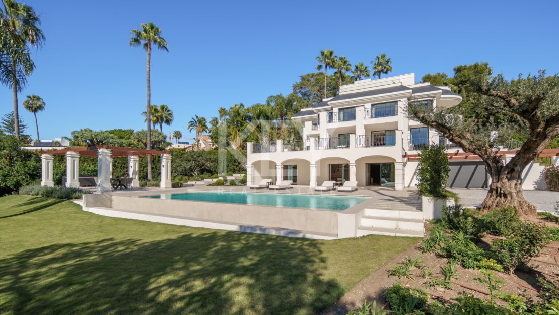 Private Luxury Villa in Nueva Andalucía, Marbella