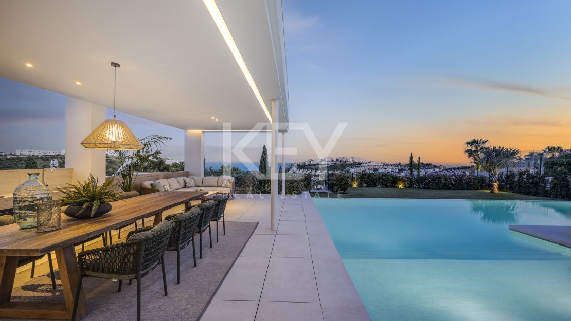 Stunning Newly Built Villa with Sea Views in Casares