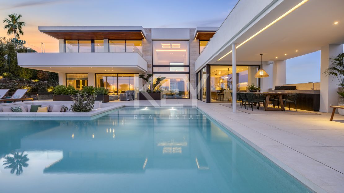 Stunning Newly Built Villa with Sea Views in Casares