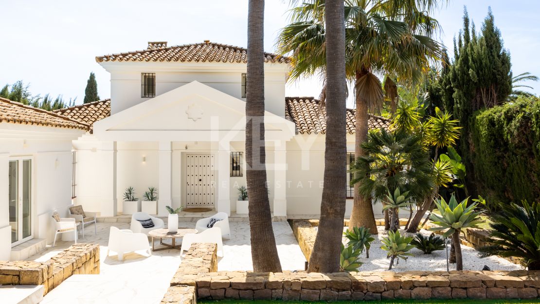 Andalusian Home with Sea Views and Effortless Indoor-Outdoor Living in Sotogrande