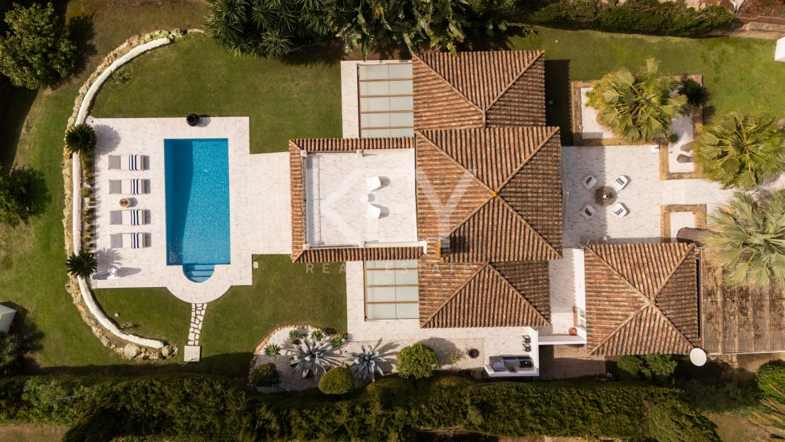 Andalusian Home with Sea Views and Effortless Indoor-Outdoor Living in Sotogrande