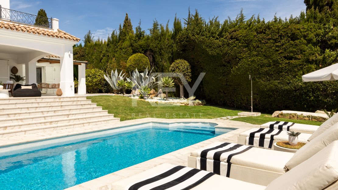 Andalusian Home with Sea Views and Effortless Indoor-Outdoor Living in Sotogrande